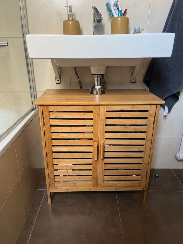 Mueble de baño de bambú