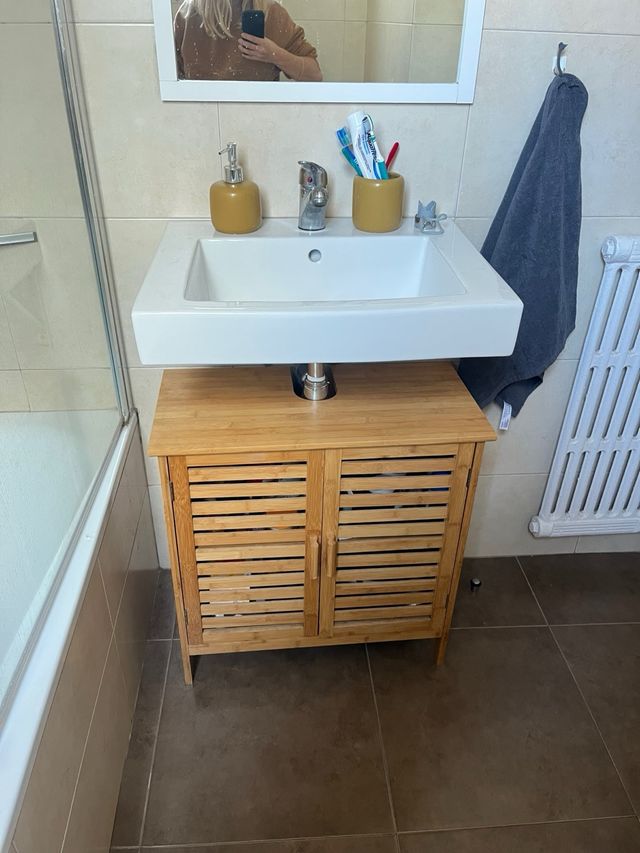 Mueble de baño de bambú