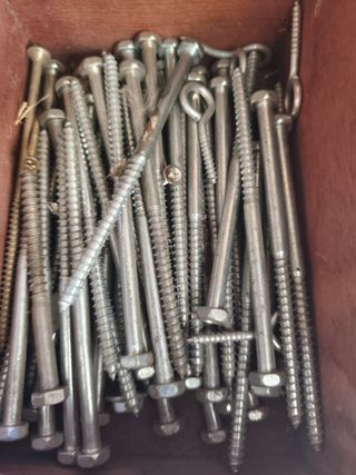 Lote tornillos rosca madera varios tamaños