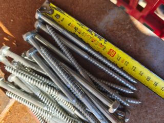 Lote tornillos rosca madera varios tamaños