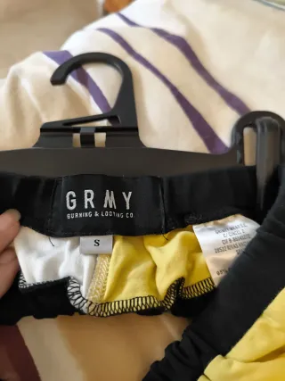 Top GRMY blanco y amarillo