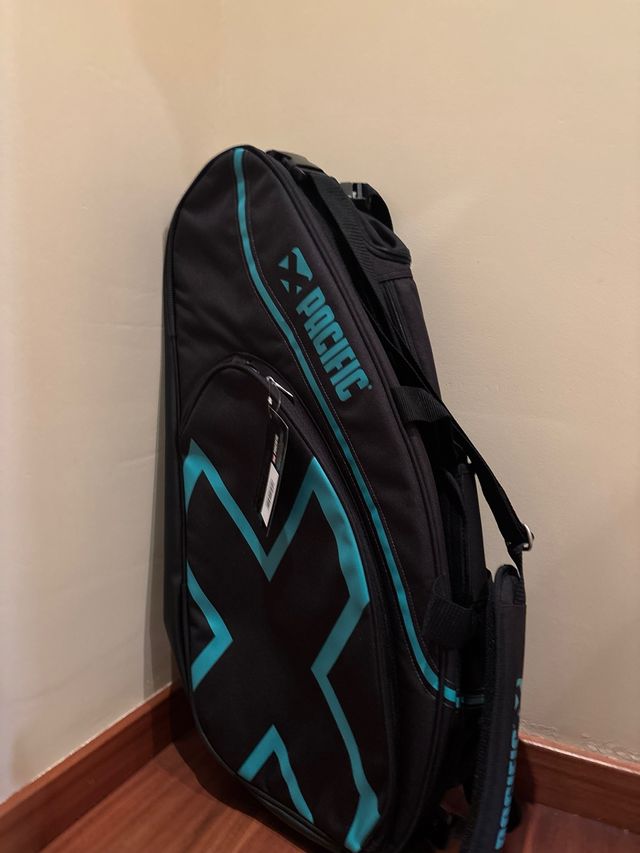 Raquetero Pacific Negro y Turquesa