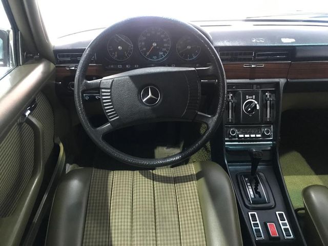 MERCEDES BENZ 350 SE 1980