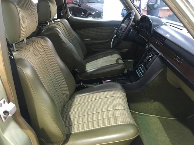MERCEDES BENZ 350 SE 1980