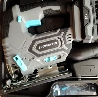 Sierra Caladora Cecotec 20V + Maletín