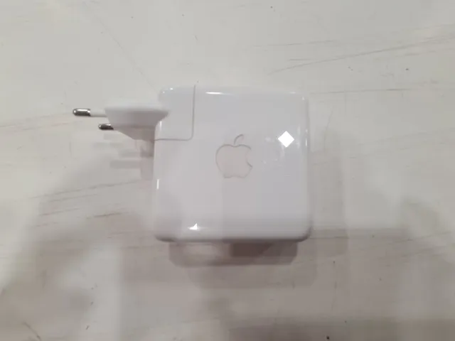 Cargador Apple 61W A1718 USB-C