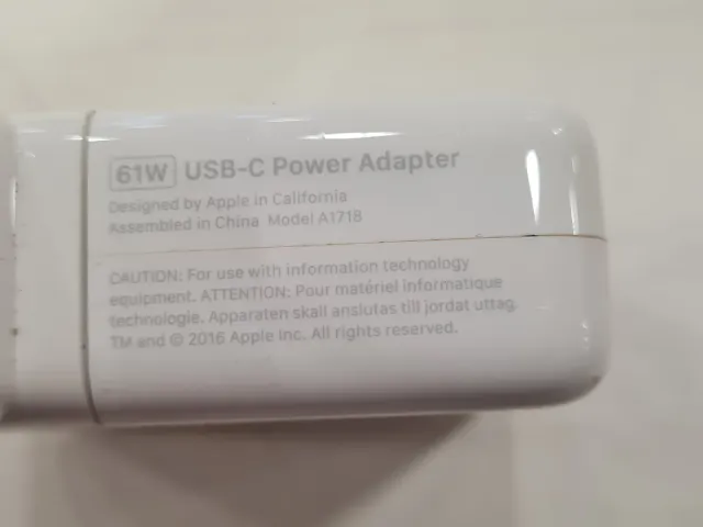 Cargador Apple 61W A1718 USB-C