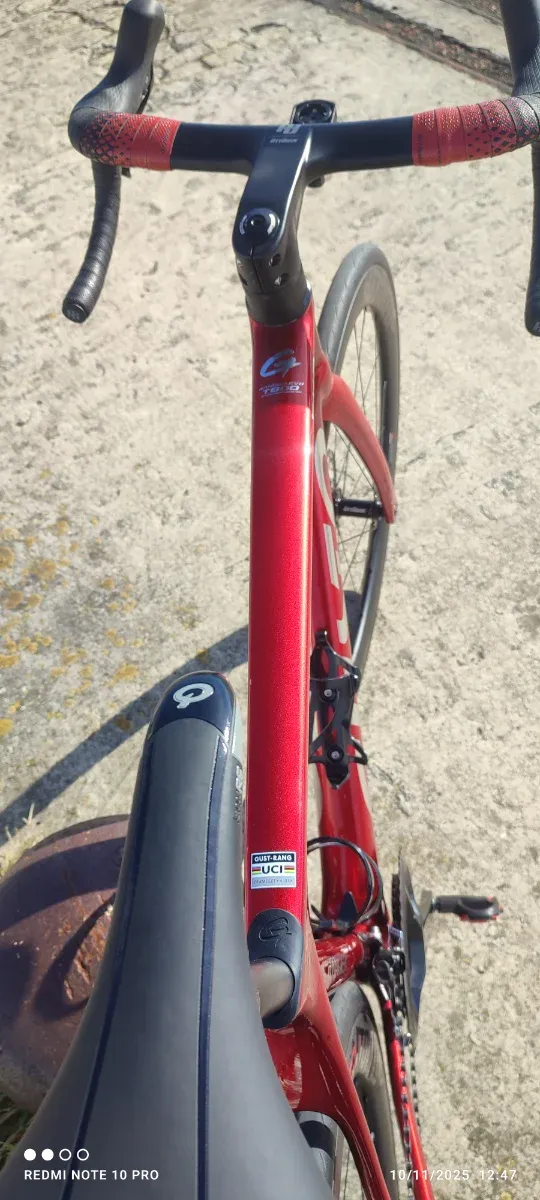 Bicicleta de carretera Gusto Ranger EVO Roja