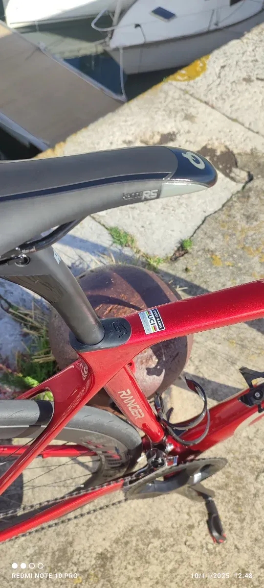 Bicicleta de carretera Gusto Ranger EVO Roja