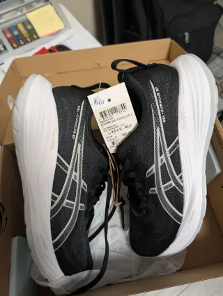 Asics Gel-Cumulus 27 Scarpe da Corsa Nuove