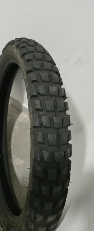 Neumático Michelin Anakee Wild 90/90/21