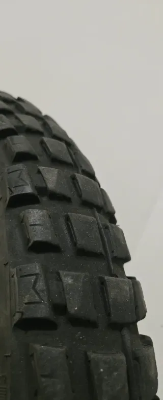 Neumático Michelin Anakee Wild 90/90/21