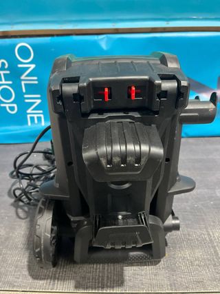 Hidrolimpiadora Bosch Universal Aquatak 135