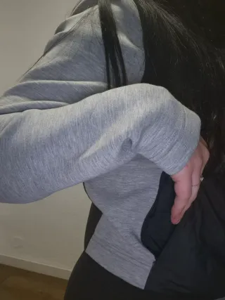 Chaqueta Zara acolchada gris y negra