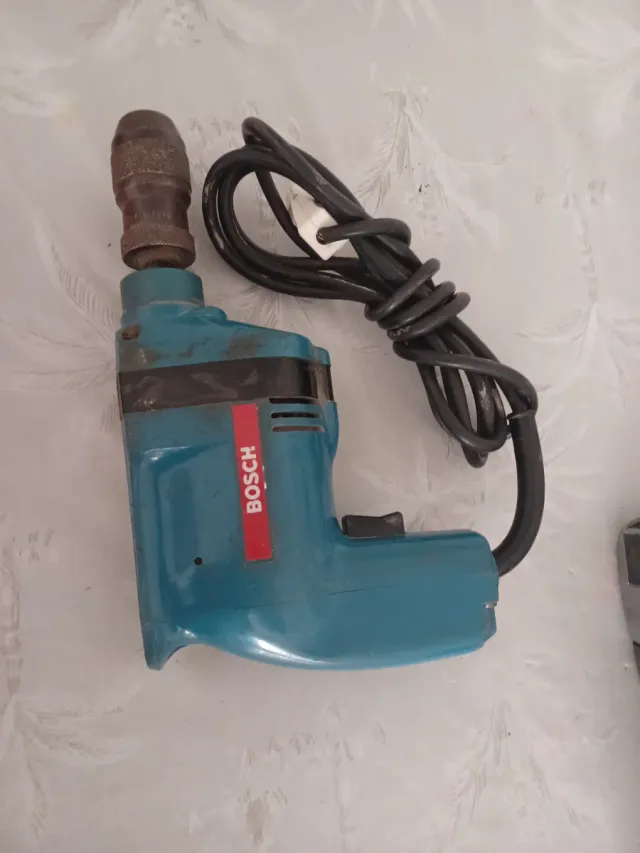 Taladro Bosch Eléctrico Azul