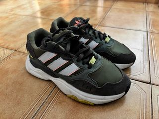 Zapatillas Adidas Verdes y Rosas