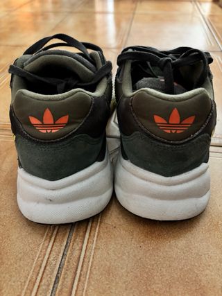 Zapatillas Adidas Verdes y Rosas