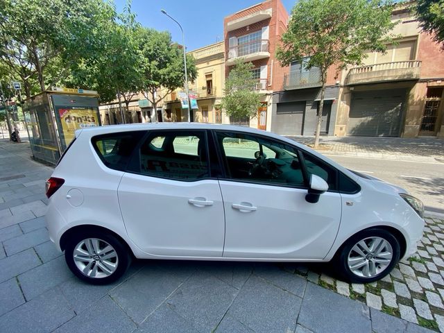 Se Vende Opel Meriva 1.4 Pegatina “C”