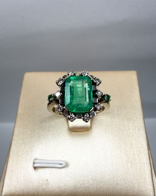 Anillo Oro Blanco 18k Esmeralda Talla Rectangular