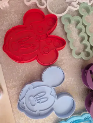 Lote de cortadores de plástico para repostería