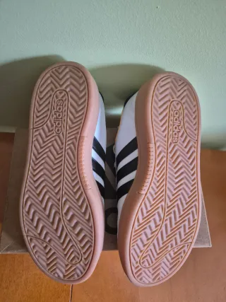 Zapatillas Adidas Court Alpha Mujer Talla 38 ⅔.