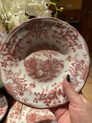 Platos La Cartuja Diseño Floral Rojo