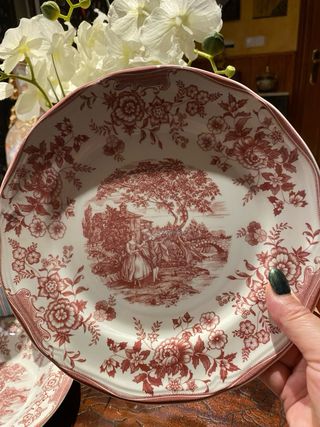 Platos La Cartuja Diseño Floral Rojo