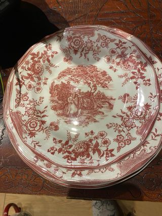 Platos La Cartuja Diseño Floral Rojo