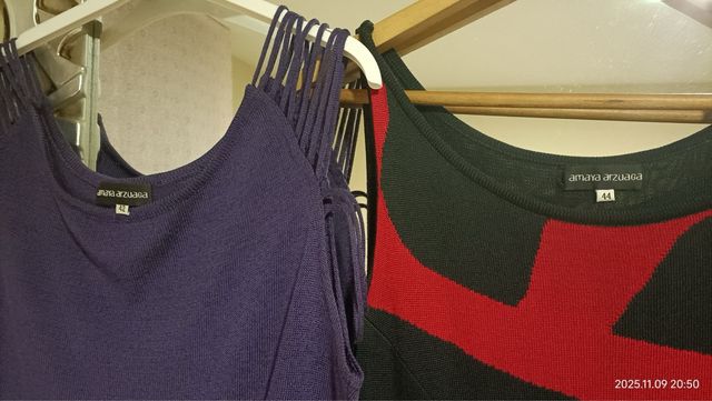 Lote 2 vestidos morado y negro Amaya Arzuaga.