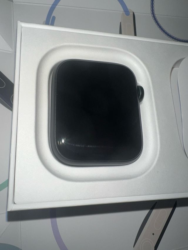 Apple Watch SE 3 GPS+Celular 44MM (2025) Nuevo