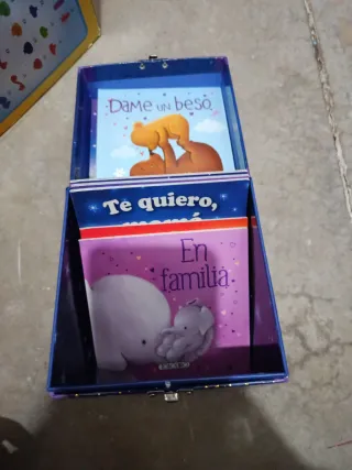 Mi caja de cuentos de buenas noches (Spanish Ed...
