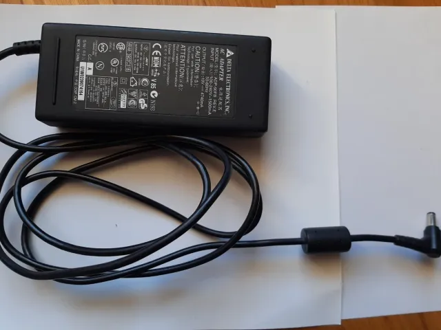 Alimentatore Delta electronics Acer/Packard Bell