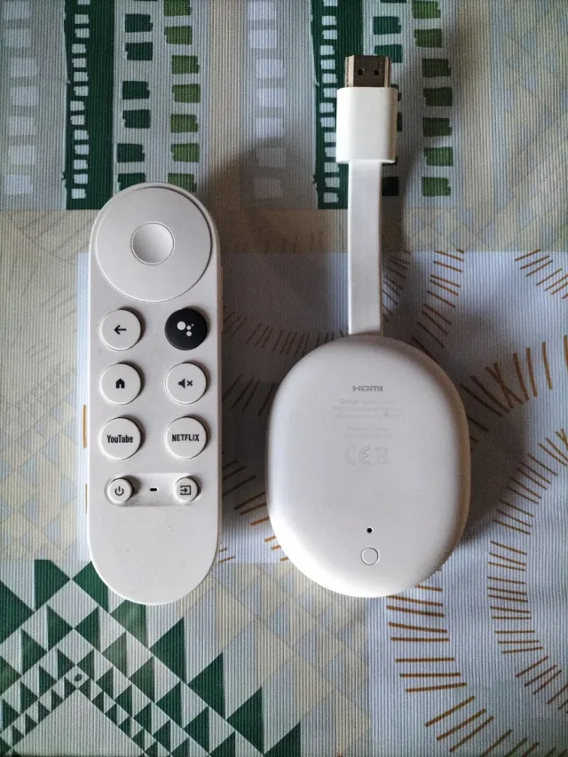 Google Chromecast con telecomando