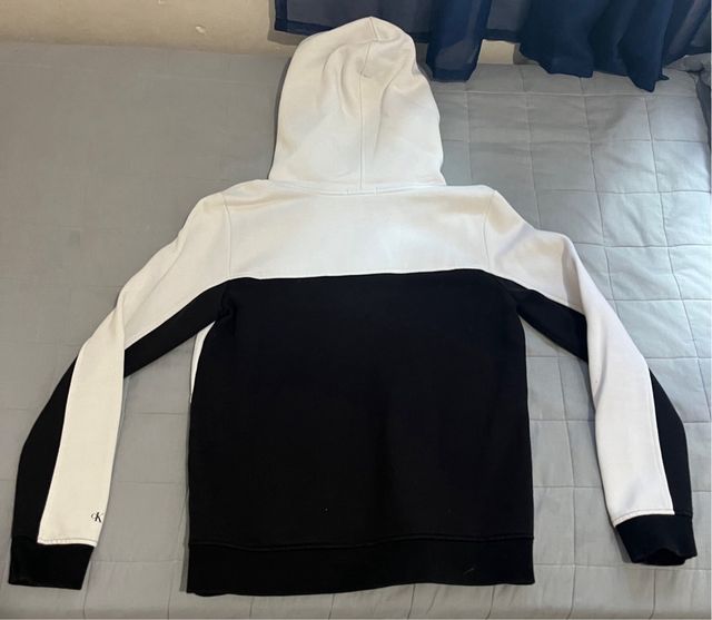 Sudadera Calvin Klein Blanca y Negra Talla Xs