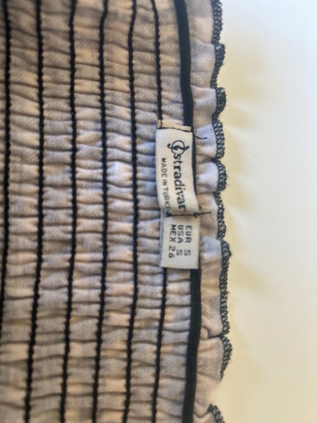 Top cuadros blanco y negro fruncido