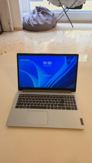 Portátil Lenovo IdeaPad 1 15ADA7 128GB SSD