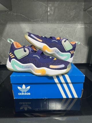 Zapatillas Adidas DON ISSUE 3 (Talla 47)