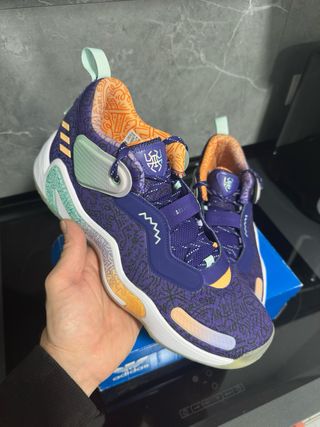 Zapatillas Adidas DON ISSUE 3 (Talla 47)