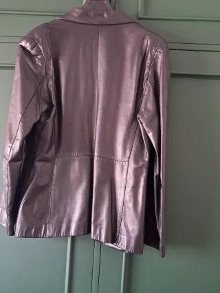 Americana Top Piel Negra de chica