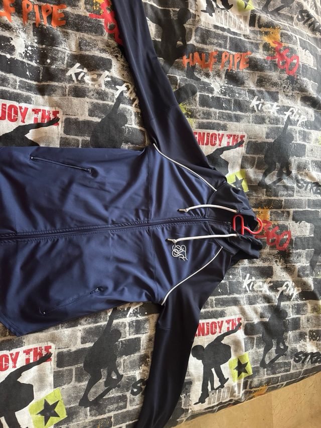 Conjunto deportivo SIKSIK Talla M Pantalón tallaL