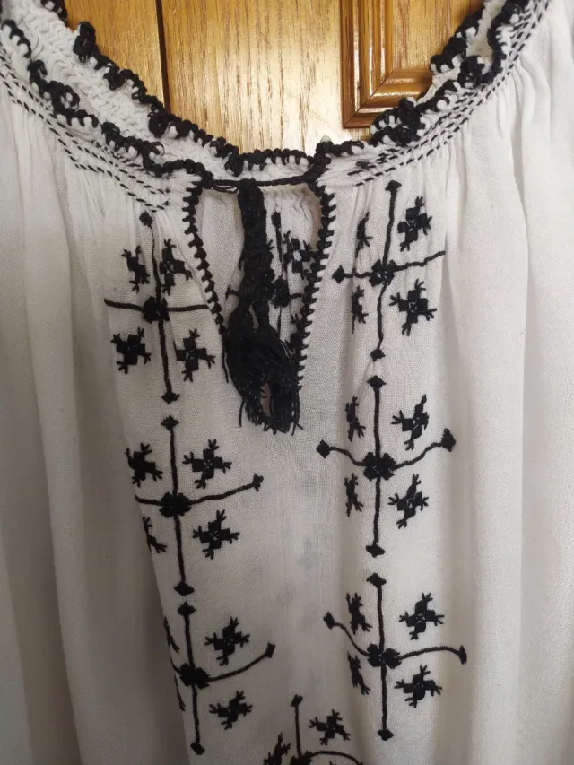 Blusón bordado artesanal étnico