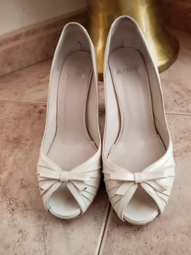 Zapatos de Novia Aire Barcelona Blancos