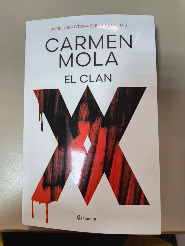 El Clan (Inspectora Elena Blanco 5)