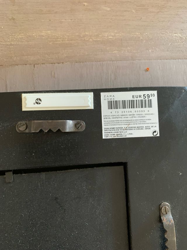 Espejo ZARA HOME negro borde dorado