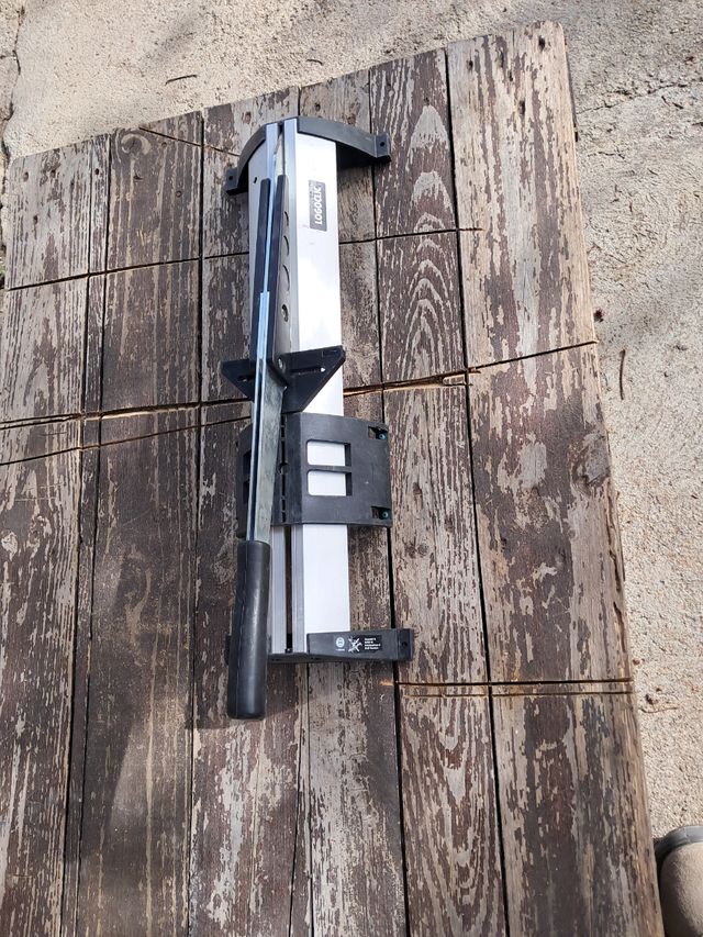 Guillotina para parquet