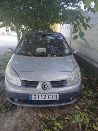 Renault Scenic 2004.