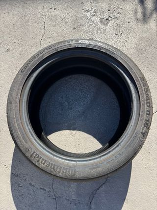 Neumáticos Continental 245/40 R18