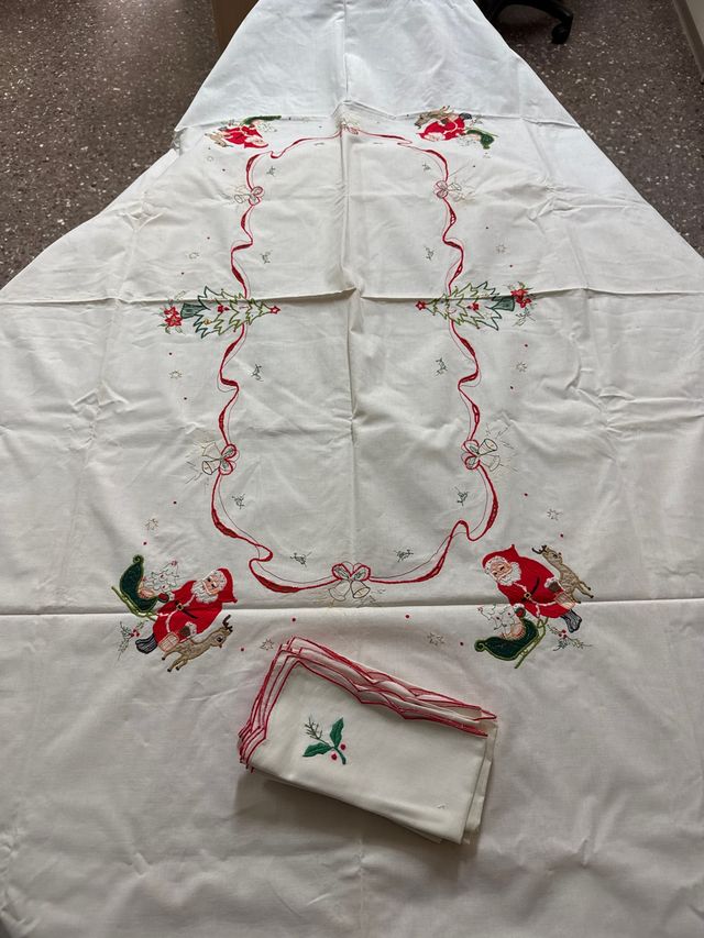 Mantelería Navideña con Santa Claus
