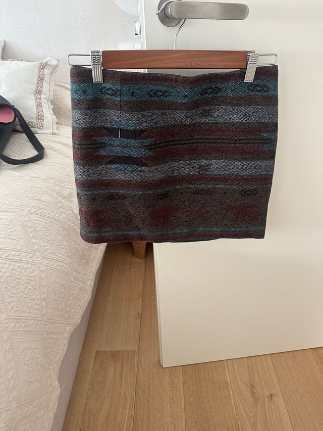 Minifalda Hakei étnica