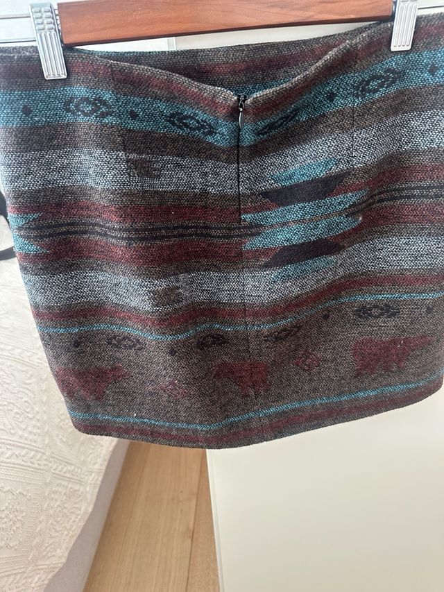 Minifalda Hakei étnica